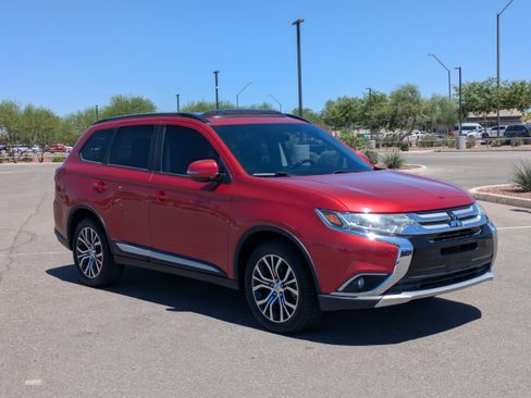 Used 2016 Mitsubishi Outlander SE FWD image 7
