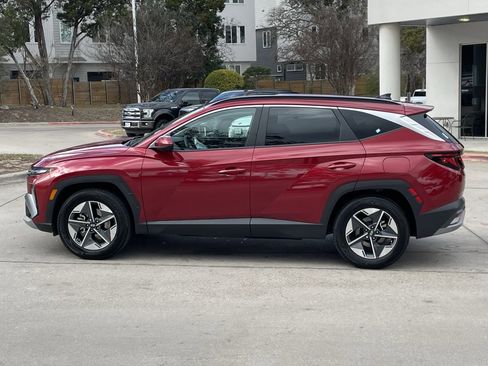 Used 2025 Hyundai Tucson SEL image 3