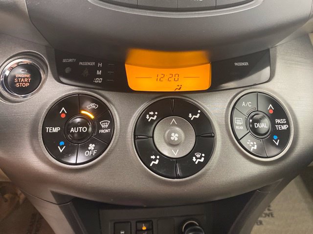 Used 2011 Toyota RAV4 Limited w/ Limited Extra Value Pkg AWD/4WD image 21
