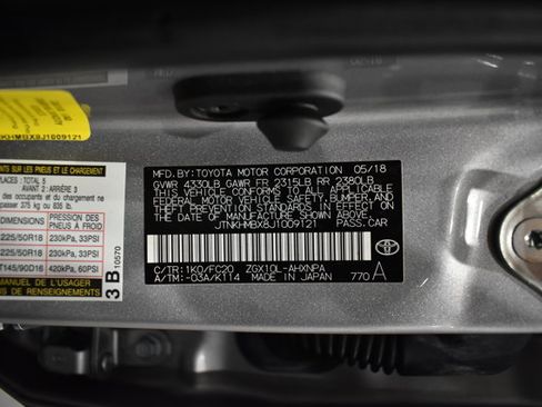 Used 2018 Toyota C-HR XLE image 34