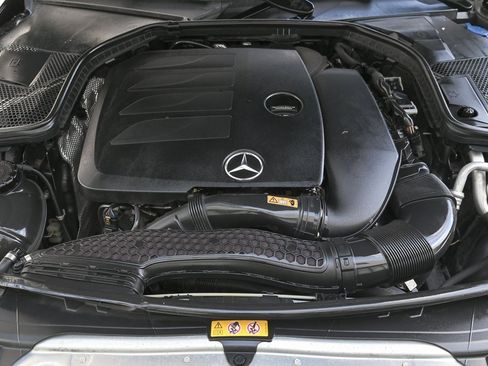 Used 2020 Mercedes-Benz C 300 Sedan image 11