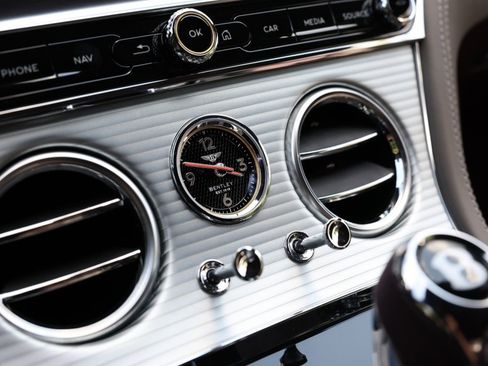 Used 2024 Bentley Continental GT S image 38