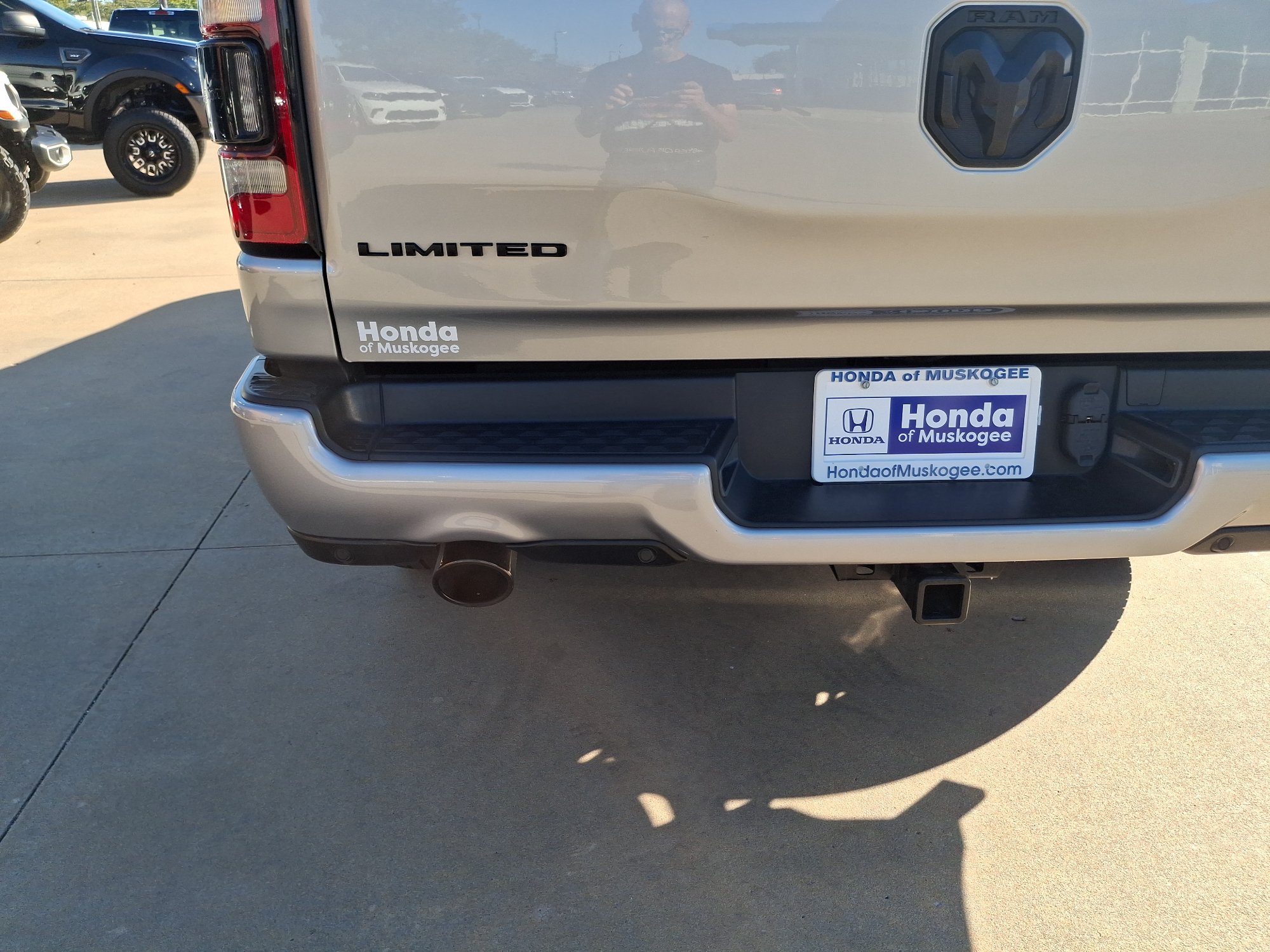 Used 2024 RAM 1500 Limited AWD/4WD image 9