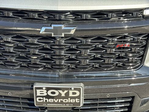 Certified 2024 Chevrolet Traverse RS image 35