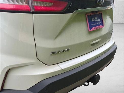 Used 2020 Ford Edge SEL w/ Convenience Package AWD/4WD image 14