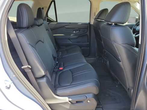 New 2026 Honda Pilot image 10