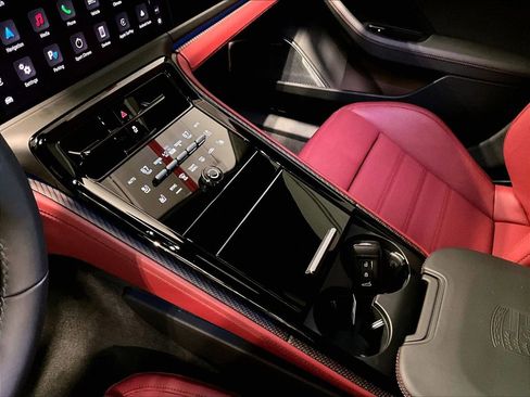 Certified 2025 Porsche Panamera GTS image 20