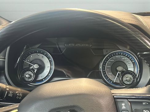 Used 2022 RAM 1500 Limited image 16