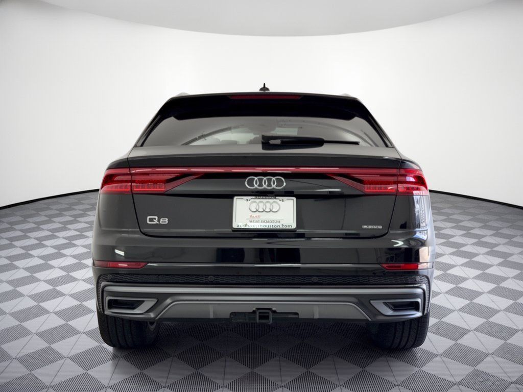 Used 2023 Audi Q8 Premium Plus w/ Premium Plus Package AWD/4WD image 11