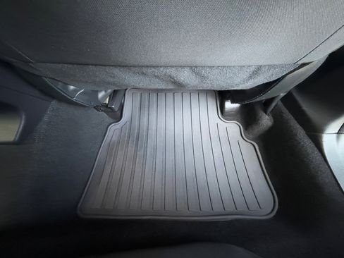 Used 2018 Subaru Impreza 2.0i Premium image 28