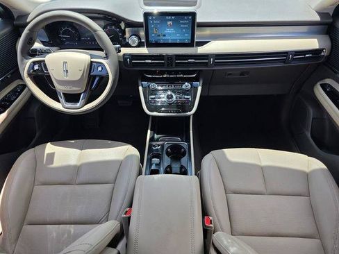 Used 2021 Lincoln Corsair FWD w/ Premium Package image 15