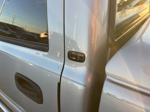 Used 2005 Chevrolet Silverado 1500 LT w/ Light Duty Power Package image 9