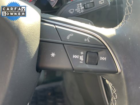 Used 2025 Audi Q8 Premium Plus image 20