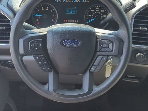 Used 2016 Ford F150 XLT AWD/4WD image 8
