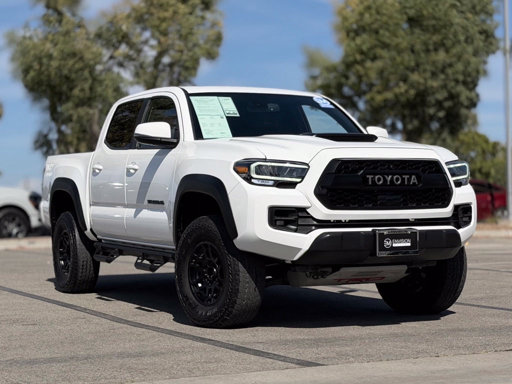 Used 2023 Toyota Tacoma TRD Pro AWD/4WD image 2