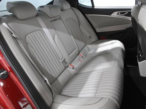 Certified 2022 Genesis G70 2.0T w/ Prestige Package image 17