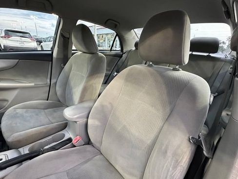 Used 2011 Toyota Corolla LE FWD image 23