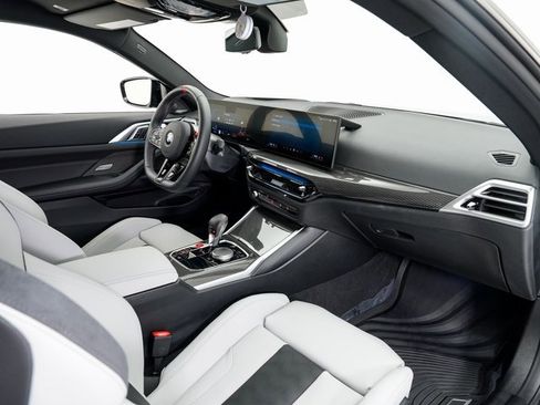 Used 2026 BMW M4 xDrive Competition w/ Executive Package image 23