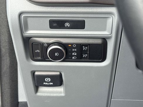 Used 2025 Ford F150 XLT w/ Equipment Group 301A Standard AWD/4WD image 18