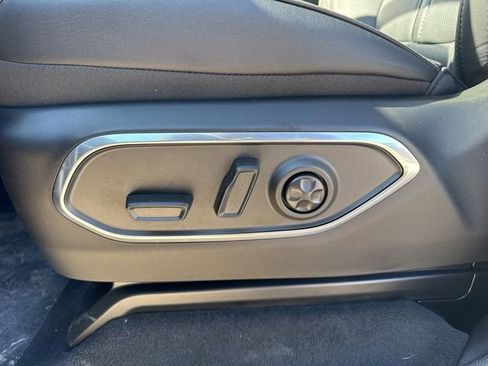 New 2026 Jeep Grand Wagoneer L Limited AWD/4WD image 10