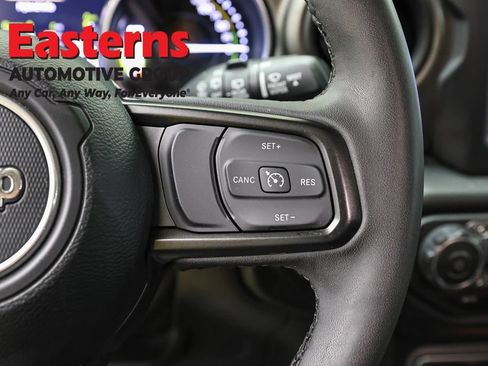 Used 2023 Jeep Wrangler Unlimited w/ Cold Weather Group AWD/4WD image 15