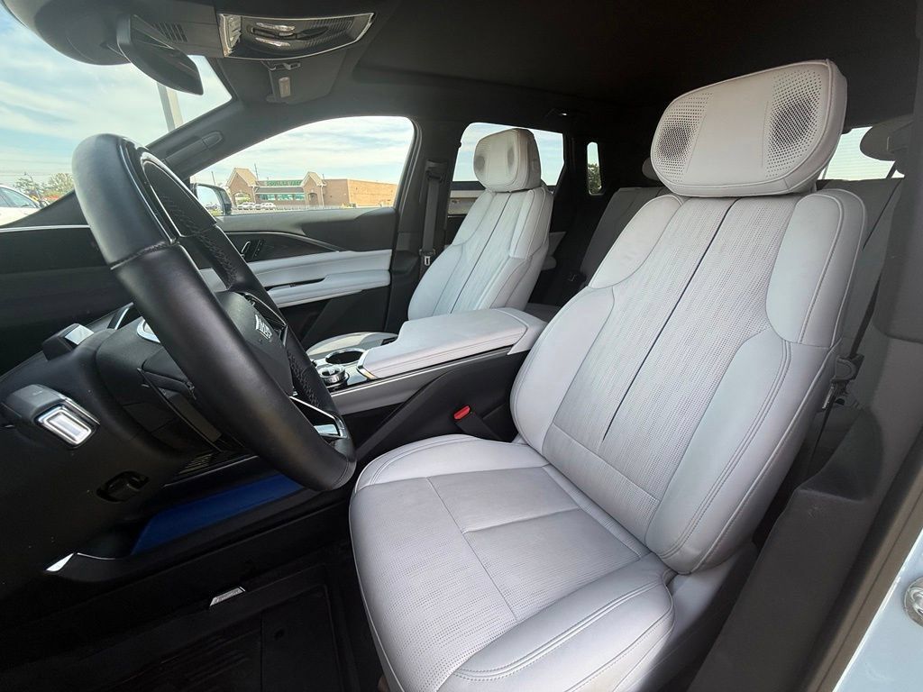 Certified 2024 Cadillac Lyriq Sport w/ LPO, Floor Liner Package AWD/4WD image 28