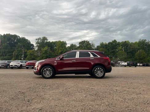 Used 2018 Cadillac XT5 Luxury w/ Driver Awareness Package FWD image 17