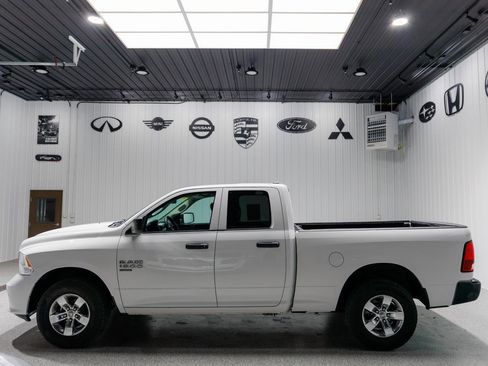 Used 2019 RAM 1500 Express image 3