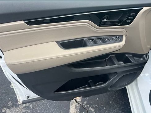 Used 2024 Honda Odyssey Elite image 16