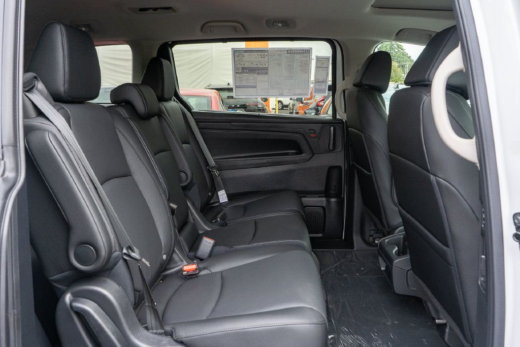 New 2026 Honda Odyssey EX-L image 14