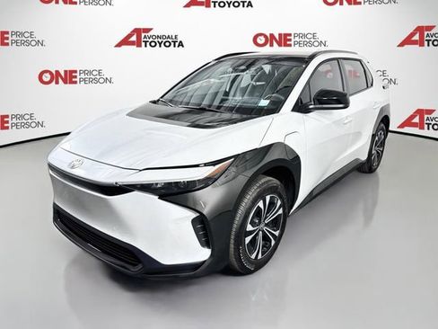 Certified 2025 Toyota bZ4X FWD w/ Weather Package image 4