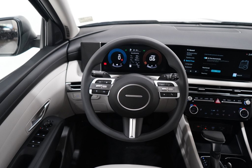 New 2026 Hyundai Tucson SEL Plus AWD/4WD image 16