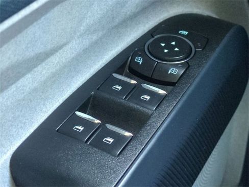 Certified 2022 Ford Maverick XLT w/ Equipment Group 300A Standard image 22