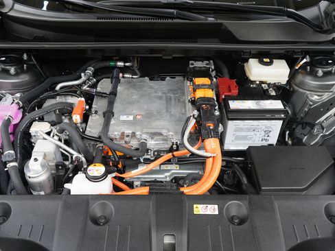Used 2026 Toyota bZ AWD/4WD image 31