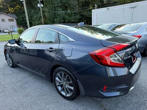 Used 2019 Honda Civic EX image 6
