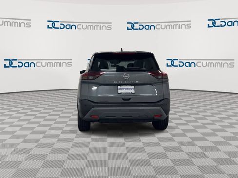 Used 2023 Nissan Rogue S FWD image 7