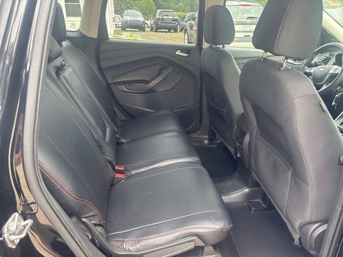 Used 2016 Ford Escape SE AWD/4WD image 17