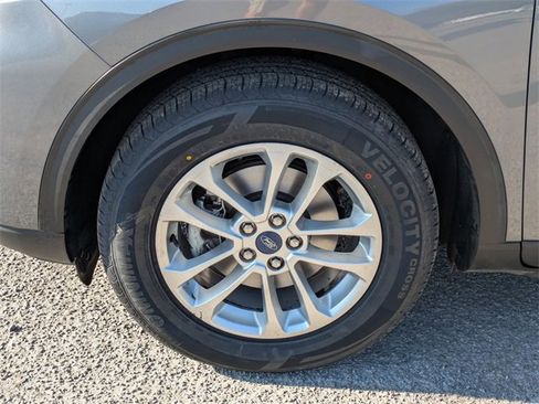 Used 2022 Ford Escape SE image 10