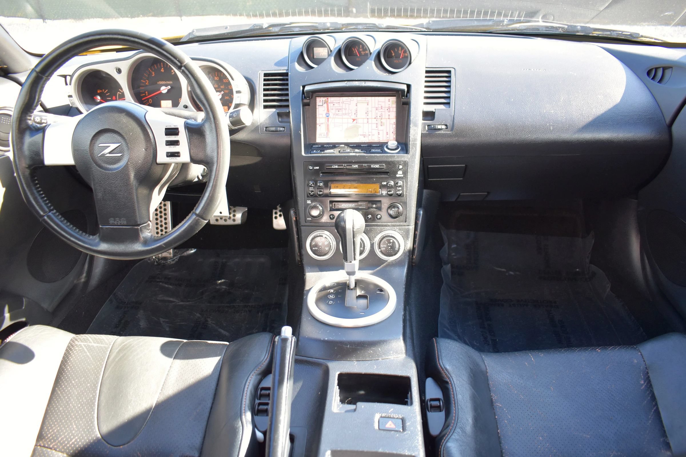 Used 2005 Nissan 350Z Touring w/ (N93) Cargo Convenience Pkg RWD image 13