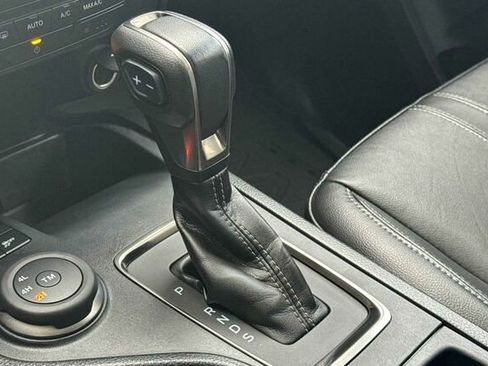 Certified 2022 Ford Ranger Lariat w/ Equipment Group 501A High image 18