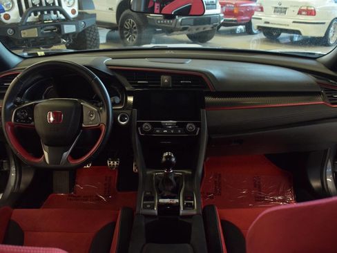 Used 2018 Honda Civic Type R image 51