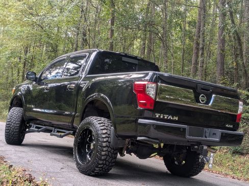 Used 2017 Nissan Titan Platinum Reserve w/ Off-Road Package image 5