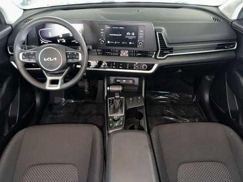 Used 2025 Kia Sportage LX AWD/4WD image 23
