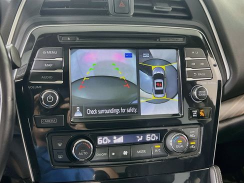 Used 2018 Nissan Maxima Platinum FWD image 14