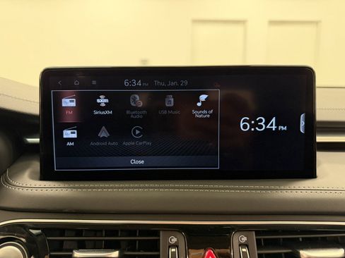 Used 2022 Genesis G70 2.0T image 20