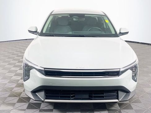 Used 2025 Kia K4 EX FWD image 3