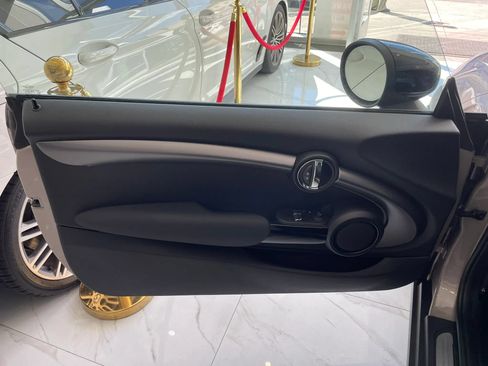 Used 2023 MINI Cooper S FWD image 9