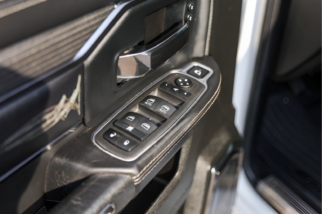 Used 2022 RAM 2500 Limited AWD/4WD image 26