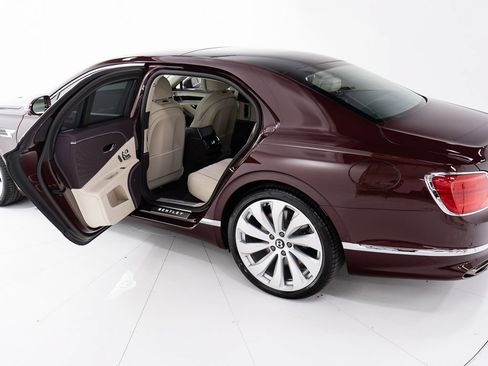 Used 2026 Bentley Flying Spur Plug-In Hybrid AWD/4WD image 20