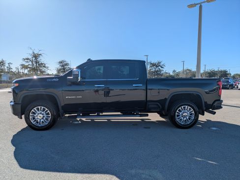 Used 2021 Chevrolet Silverado 2500 High Country w/ Z71 Off-Road Package image 8